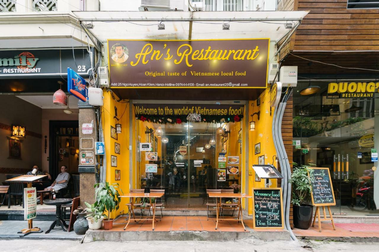 See You At Lily'S Hanoi Exteriör bild